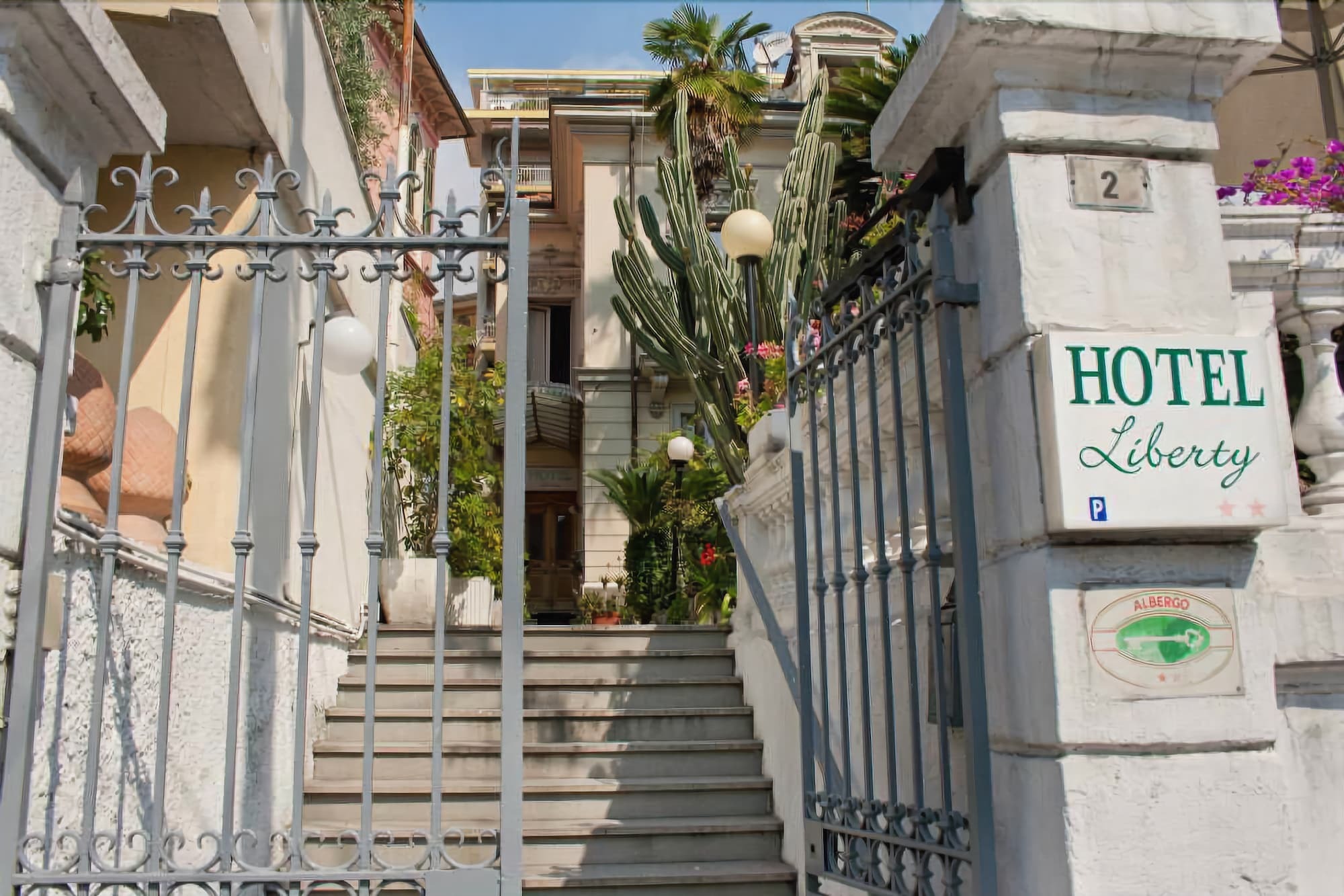 Hotel Liberty Sanremo Exterior photo